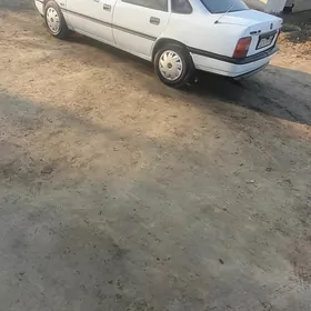 Opel Vectra 1990