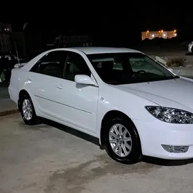 Toyota Camry 2004