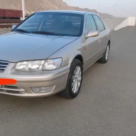 Toyota Camry 2001