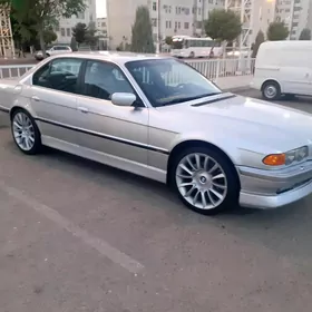 BMW 740 2001