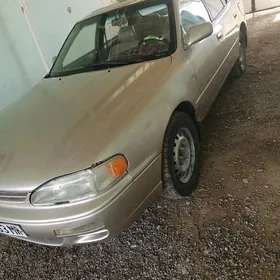 Toyota Camry 1993