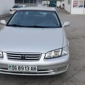 Toyota Camry 2001