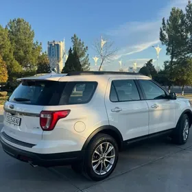 Ford Explorer 2019