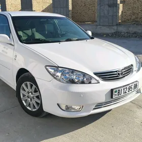 Toyota Camry 2004