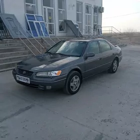 Toyota Camry 1998