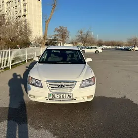 Hyundai Sonata 2009