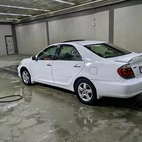 Toyota Camry 2005