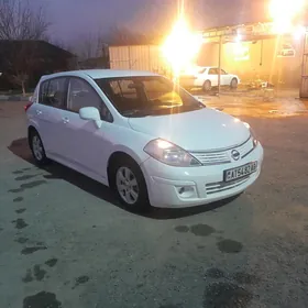 Nissan Versa 2009