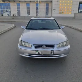 Toyota Camry 2000