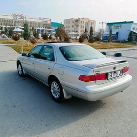 Toyota Camry 2001