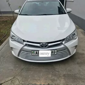 Toyota Camry 2016