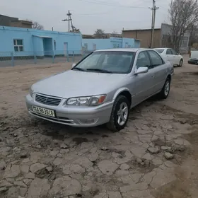 Toyota Camry 1999