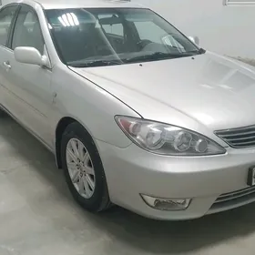 Toyota Camry 2005