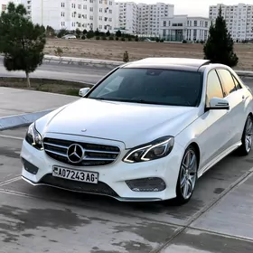 Mercedes-Benz E300 2010