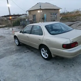 Toyota Camry 1995