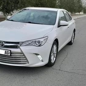 Toyota Camry 2017