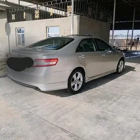 Toyota Camry 2011