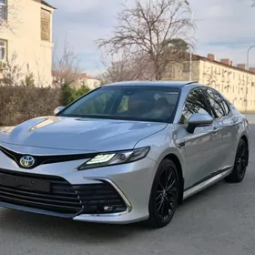 Toyota Camry 2023