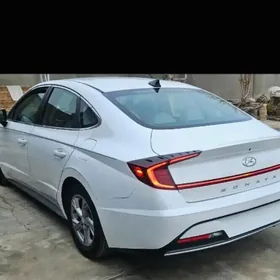 Hyundai Sonata 2022