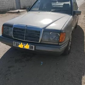 Mercedes-Benz 230E 1988