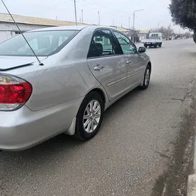 Toyota Camry 2005