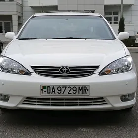 Toyota Camry 2005