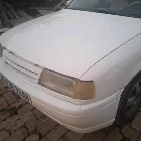 Opel Vectra 1992