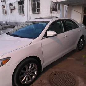 Toyota Camry 2011