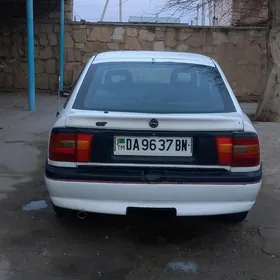 Opel Vectra 1992