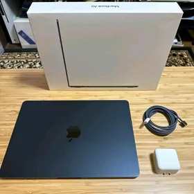 mac book air m2