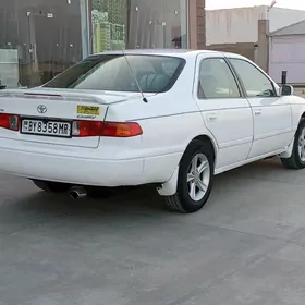 Toyota Camry 1998