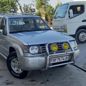 Mitsubishi L200 1993