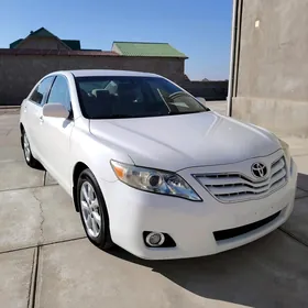 Toyota Camry 2011