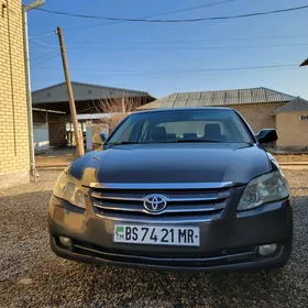 Toyota Avalon 2005