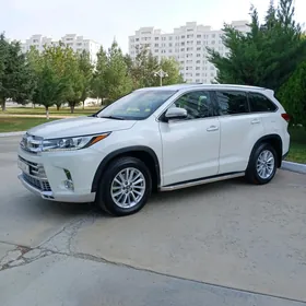 Toyota Highlander 2017