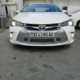 Toyota Camry 2017