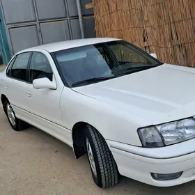 Toyota Avalon 1999