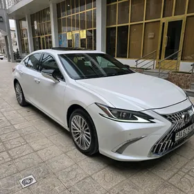 Lexus ES 350 2022