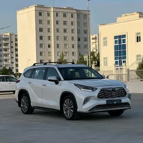 Toyota Highlander 2020