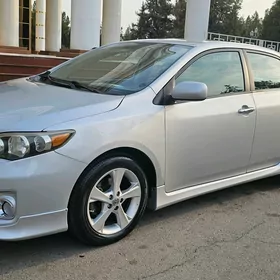 Toyota Corolla 2011