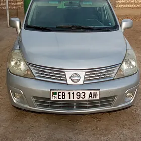 Nissan Versa 2009