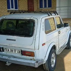 Lada Niva 1986