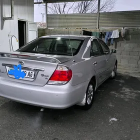 Toyota Camry 2004