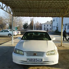 Toyota Camry 1998