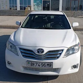 Toyota Camry 2010