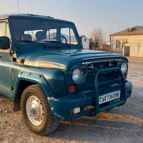 UAZ 469 2000