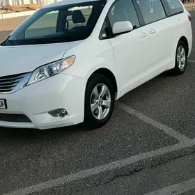 Toyota Sienna 2017