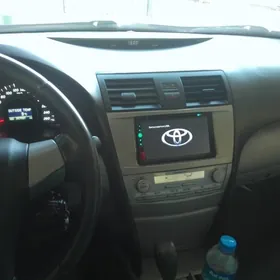 Toyota Camry 2011