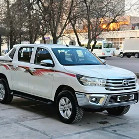 Toyota Hilux 2017