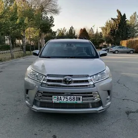 Toyota Highlander 2019